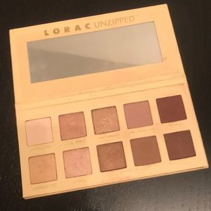 Lorac unzipped pallet